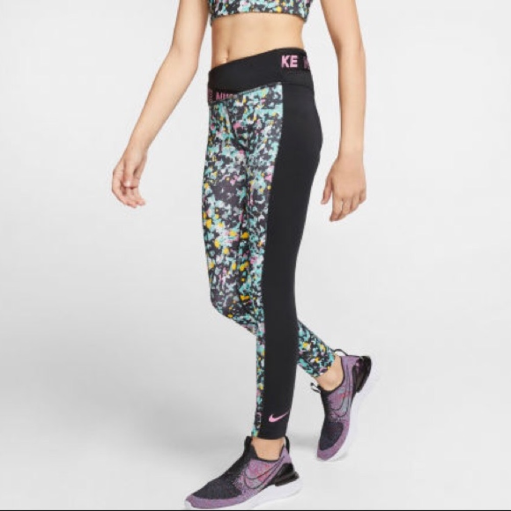 Super Cute Big Girl’s Nike ONE Tights Leggings, XL NWT